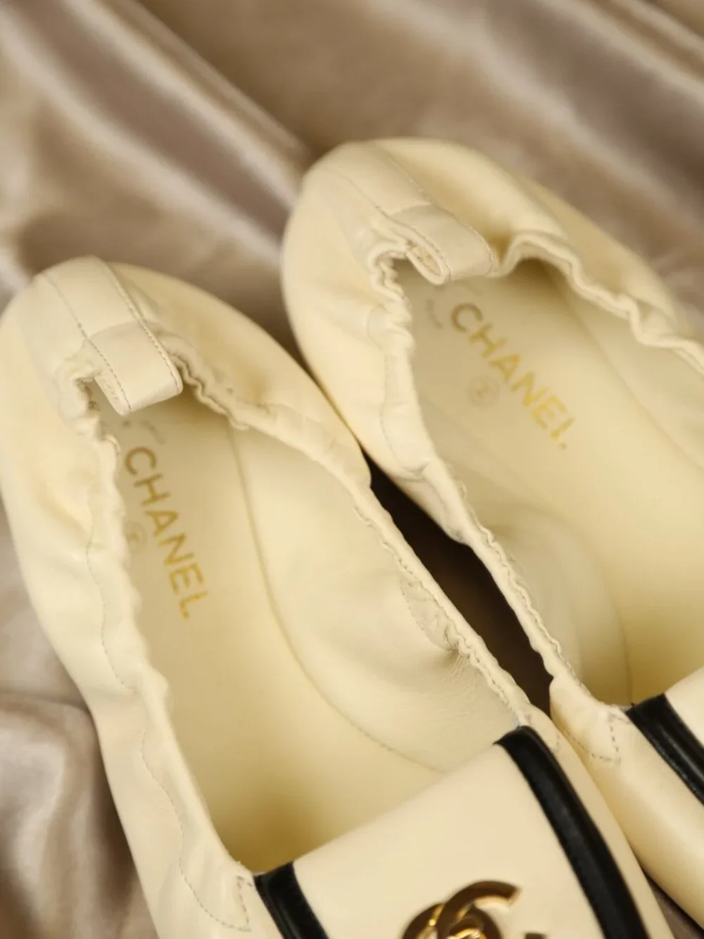 CHANEL square toe